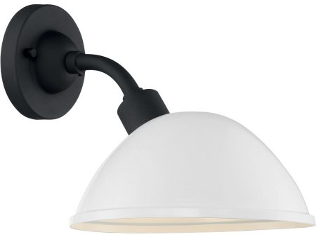 10 H South Street 1-Light Outdoor Gloss White   Textured Black For Sale